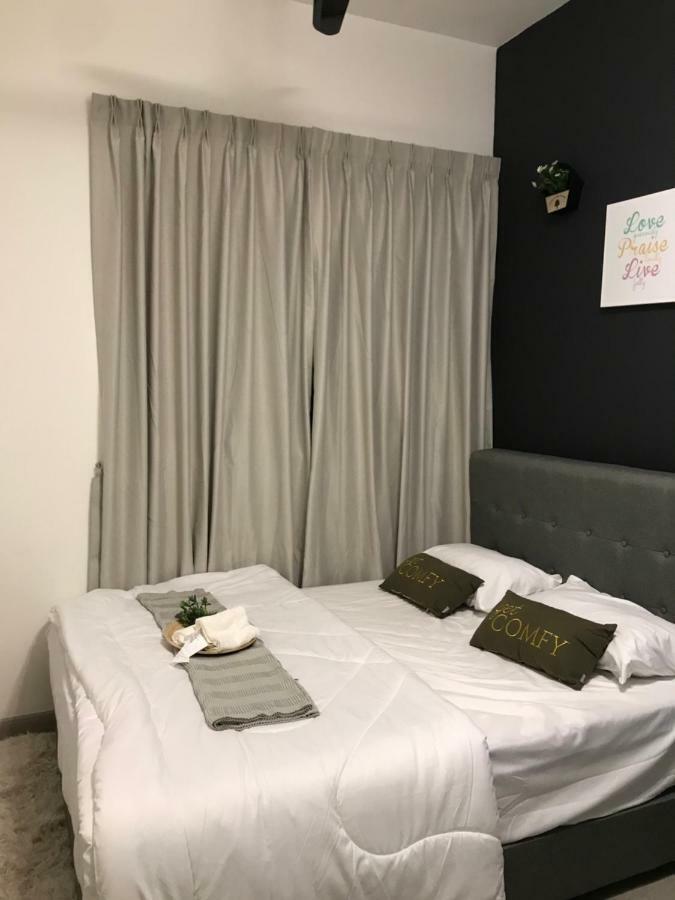 Апартаменты Mosaic Souhtkey Highfloor 2Br 2-6Pax 5Mins Jbciq&Sentosa Джохор-Бару Экстерьер фото