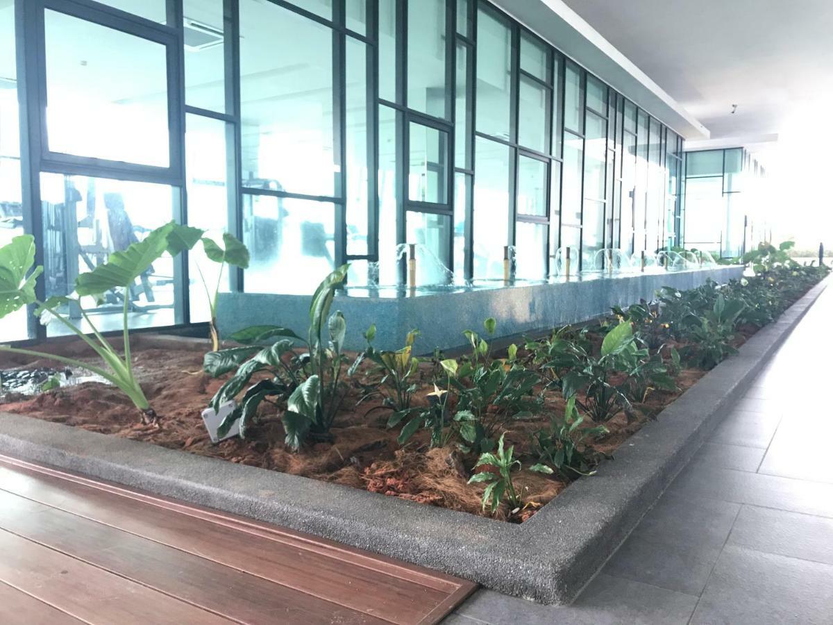 Апартаменты Mosaic Souhtkey Highfloor 2Br 2-6Pax 5Mins Jbciq&Sentosa Джохор-Бару Экстерьер фото