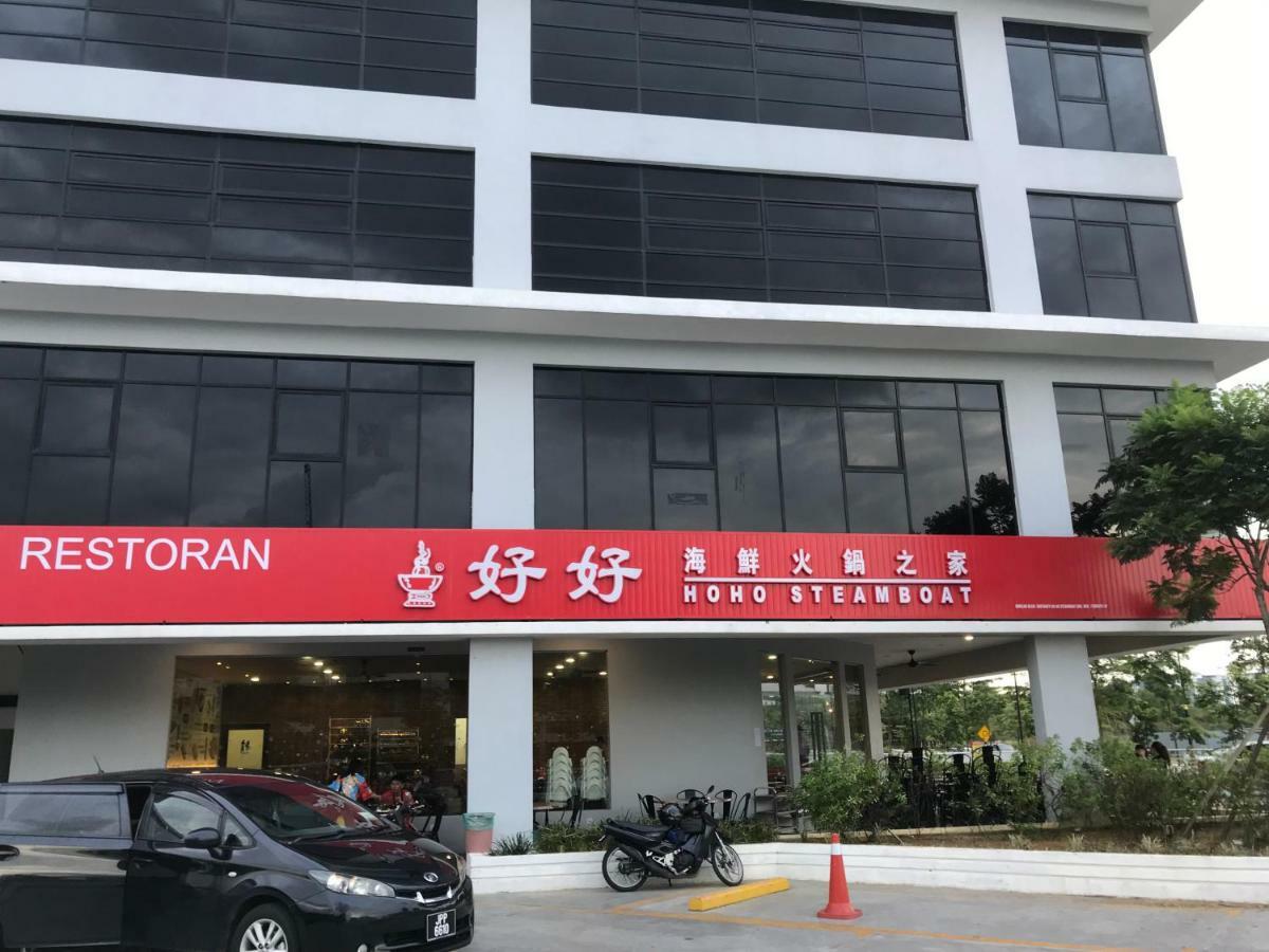 Апартаменты Mosaic Souhtkey Highfloor 2Br 2-6Pax 5Mins Jbciq&Sentosa Джохор-Бару Экстерьер фото